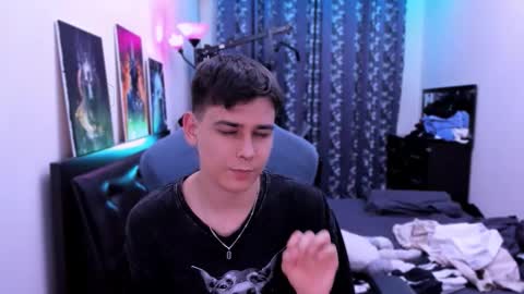 Foxicfu online show from 09/19/25, 05:57