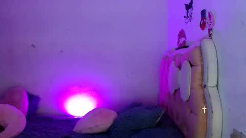 Katty online show from 09/19/25, 05:57