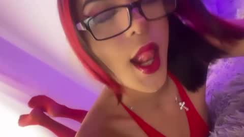 Snapshot of foxxy_angel chatting on 05/29/26, 07:34 Santi online show from 05/29/26, 07:34