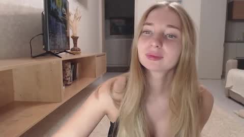 Maria online show from 01/21/25, 01:32