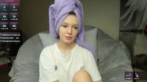 Foxy online show from 03/06/25, 10:41