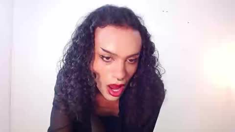 Ella online show from 09/20/25, 04:08