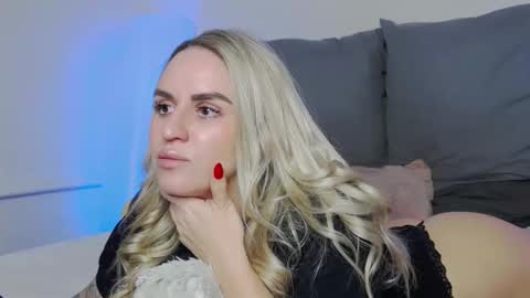 Foxy Kimmi online show from 01/07/26, 06:38