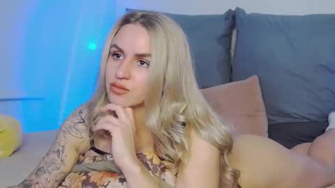 Foxy Kimmi online show from 04/09/26, 06:41