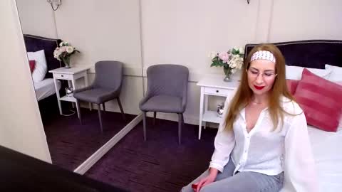 Ana online show from 02/16/25, 01:16