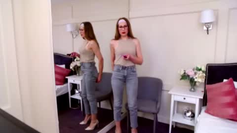 Ana online show from 02/16/25, 04:21