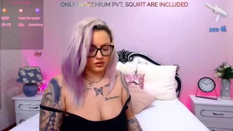 Clarisee online show from 02/19/26, 09:22