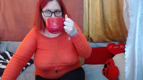 Snapshot of foxydesiree chatting on 05/03/26, 05:57 foxydesiree online show from 05/03/26, 05:57