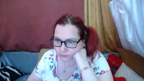 Snapshot of foxydesiree chatting on 05/09/26, 04:17 foxydesiree online show from 05/09/26, 04:17