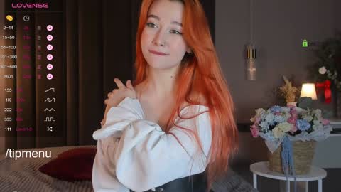 Snapshot of foxylovesyou chatting on 02/02/25, 09:40 foxylovesyou online show from 02/02/25, 09:40