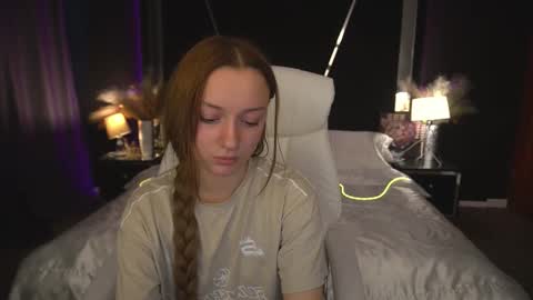 Maya online show from 11/03/25, 01:56