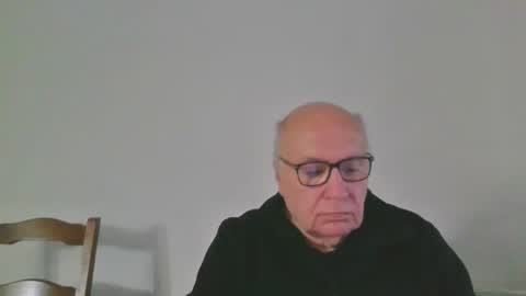 Snapshot of fra94 chatting on 10/02/25, 02:13 fra94 online show from 10/02/25, 02:13