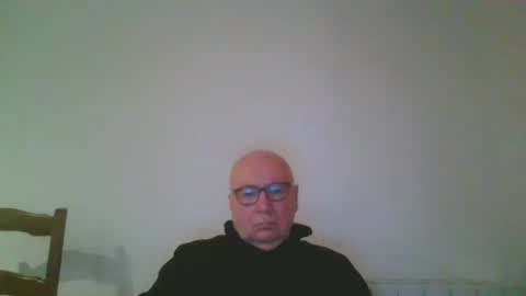 Snapshot of fra94 chatting on 02/02/26, 11:03 fra94 online show from 02/02/26, 11:03