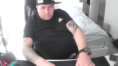 Snapshot of frainter1 chatting on 02/27/25, 09:00 frainter1 online show from 02/27/25, 09:00