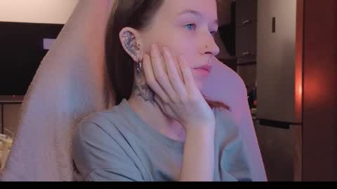 Snapshot of fran_bow chatting on 02/25/26, 04:16 fran_bow online show from 02/25/26, 04:16