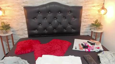 Snapshot of francesca_bbw chatting on 07/11/26, 02:47 online show from 07/11/26, 02:47