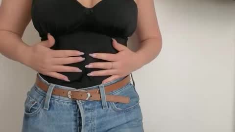 Francesca online show from 11/25/25, 03:56