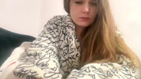 francescafey online show from 01/14/25, 08:31