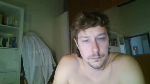francesco_831115 online show from 10/22/25, 03:01
