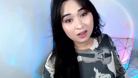 LOVE online show from 01/05/25, 06:56