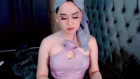 LOVE online show from 02/22/25, 02:08
