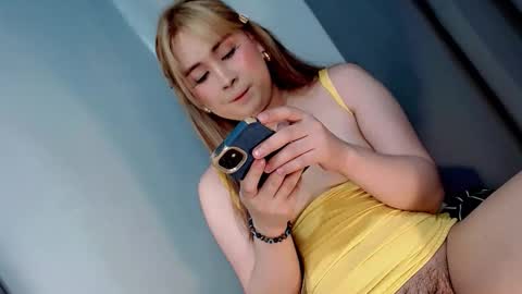 LOVE online show from 12/19/25, 11:39