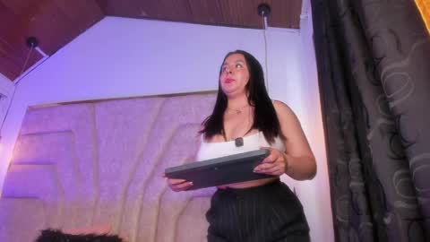 francheska121 online show from 04/08/26, 07:03