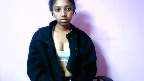 francia333068 online show from 06/15/26, 05:42