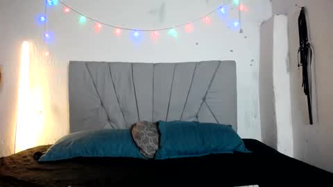 francihot4 online show from 02/23/26, 02:09