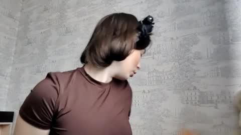 Snapshot of franciscalaudato chatting on 01/09/26, 07:44 Lina online show from 01/09/26, 07:44