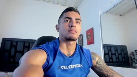 Snapshot of franco_ruiz_ chatting on 12/15/24, 04:04 franco online show from 12/15/24, 04:04