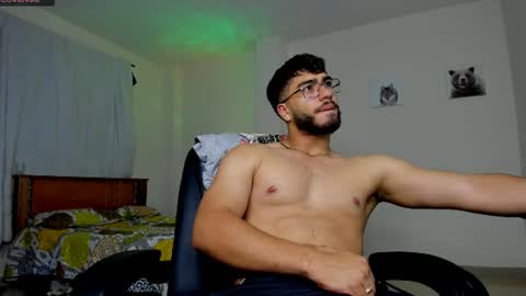 Snapshot of francobanderas1 chatting on 06/23/26, 01:47 FRANCO online show from 06/23/26, 01:47