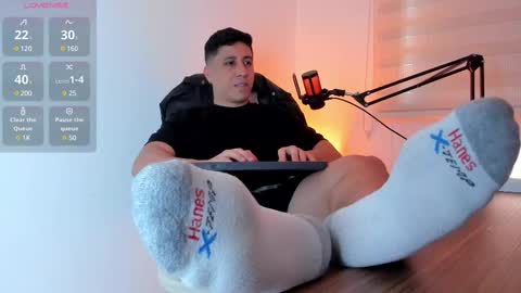 Snapshot of francodelacruz chatting on 02/17/25, 08:36 Francum online show from 02/17/25, 08:36