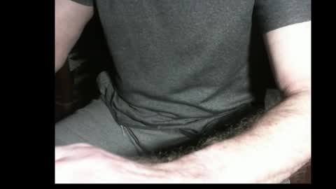 Snapshot of francois4059 chatting on 04/04/26, 05:27 Franois online show from 04/04/26, 05:27