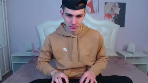 Frank online show from 02/12/25, 05:05