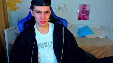 Frank online show from 03/07/25, 02:57