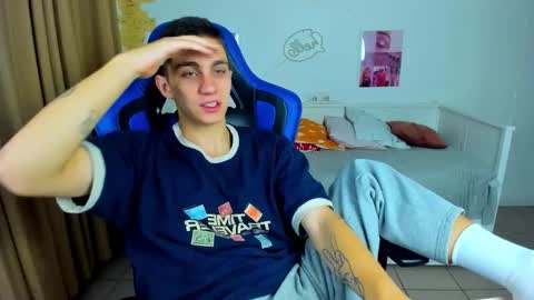 Frank online show from 10/04/25, 04:21