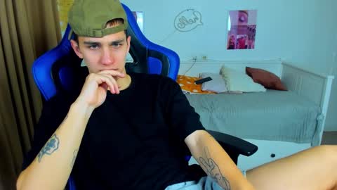 Frank online show from 10/09/25, 04:43