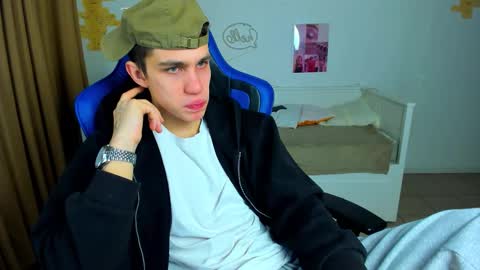 Frank online show from 02/05/26, 05:56