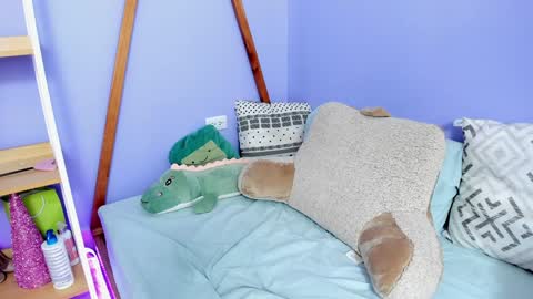 Sasha  online show from 12/25/24, 03:29