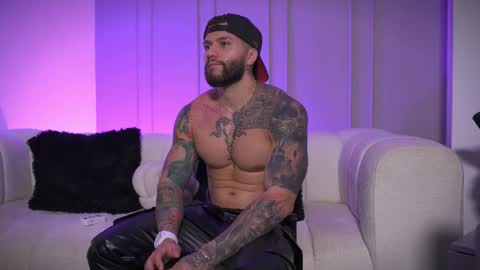 Frank Farrell. Hey remember to give me a thumbs up Ty online show from 03/20/26, 08:41