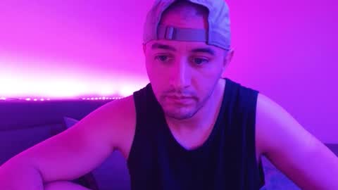 FRANKIETHE13TH online show from 11/26/25, 09:10