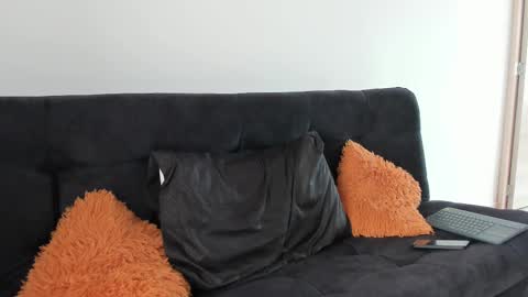 frank online show from 03/01/25, 05:49