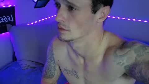 Snapshot of frankoafterdark chatting on 09/12/25, 12:11 Franco online show from 09/12/25, 12:11