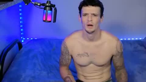 Snapshot of frankoafterdark chatting on 09/18/25, 12:45 Franco online show from 09/18/25, 12:45