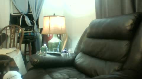 frankyb0yforeal online show from 06/12/26, 05:50