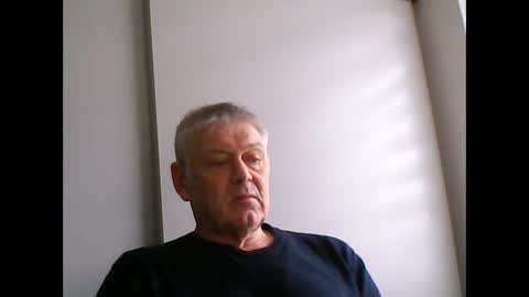 Snapshot of frannkboy61 chatting on 04/02/26, 12:03 frannkboy61 online show from 04/02/26, 12:03