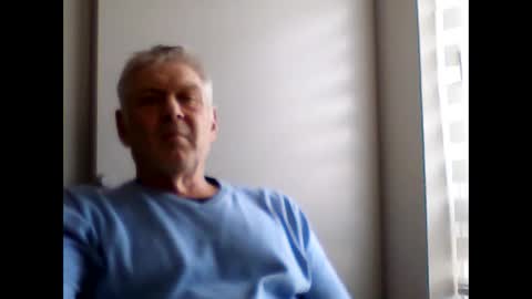 Snapshot of frannkboy61 chatting on 04/12/26, 03:17 frannkboy61 online show from 04/12/26, 03:17