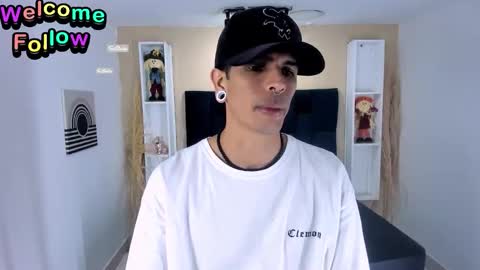 Franvill trato online show from 10/10/25, 07:46