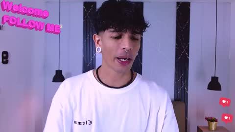 Franvill trato online show from 10/17/25, 06:54